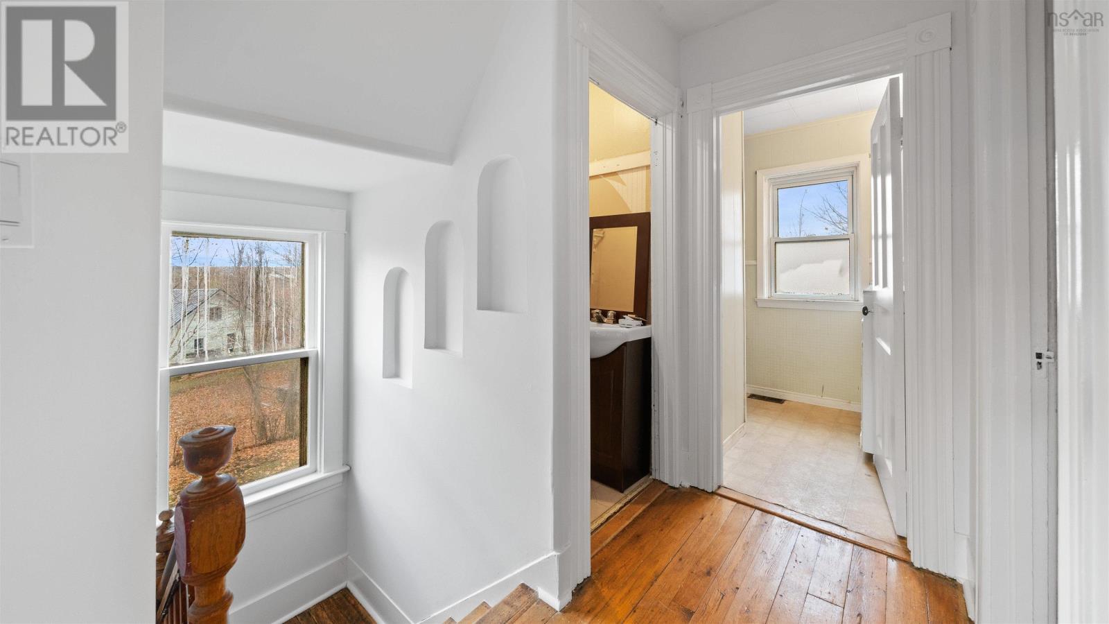 Property 20 of 37 of 515 Pleasant Street