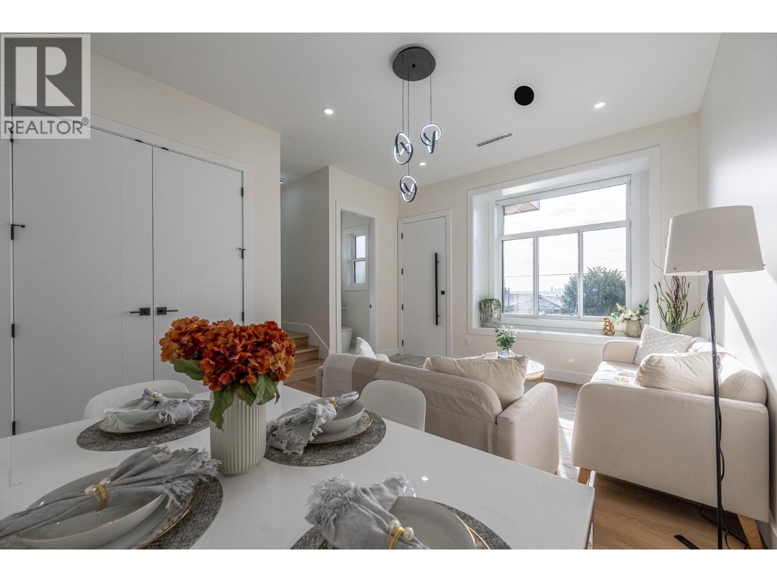 103 1149 DANSEY AVENUE, Coquitlam