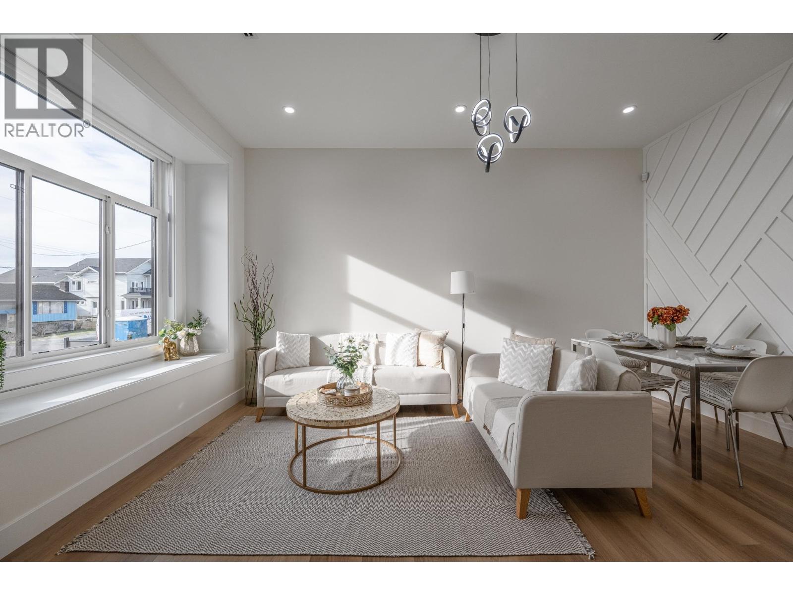 103 1149 DANSEY AVENUE, Coquitlam