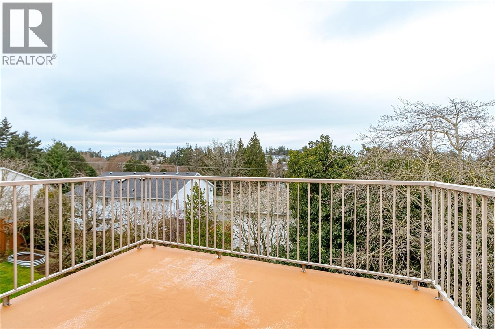 4358 GULFVIEW DR - 26