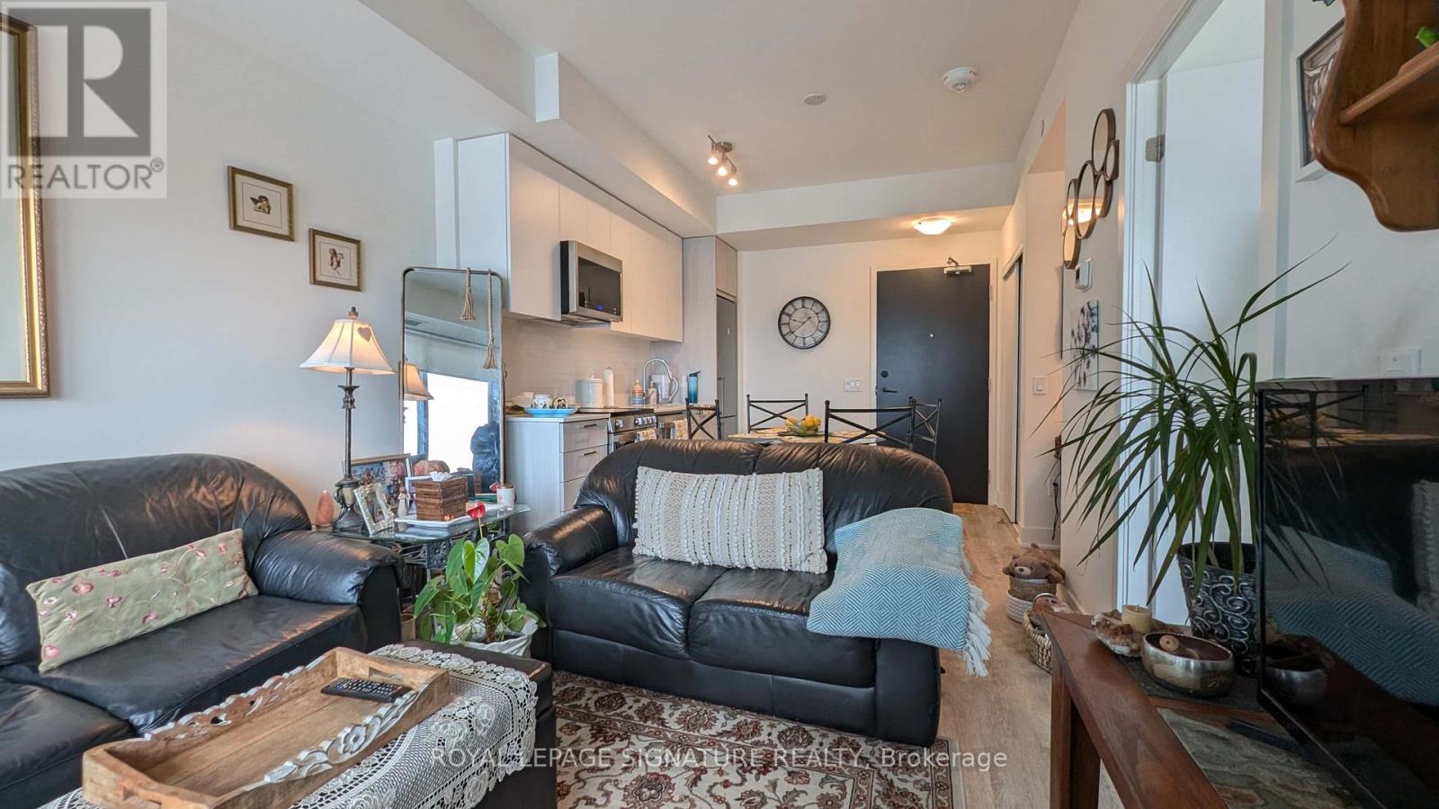 185 Deerfield Unit 321 photo 5