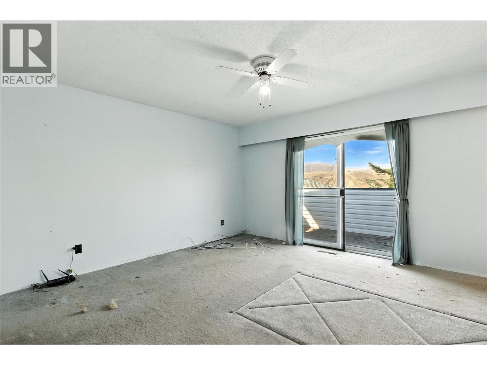 242 Cliff Crescent, Ashcroft