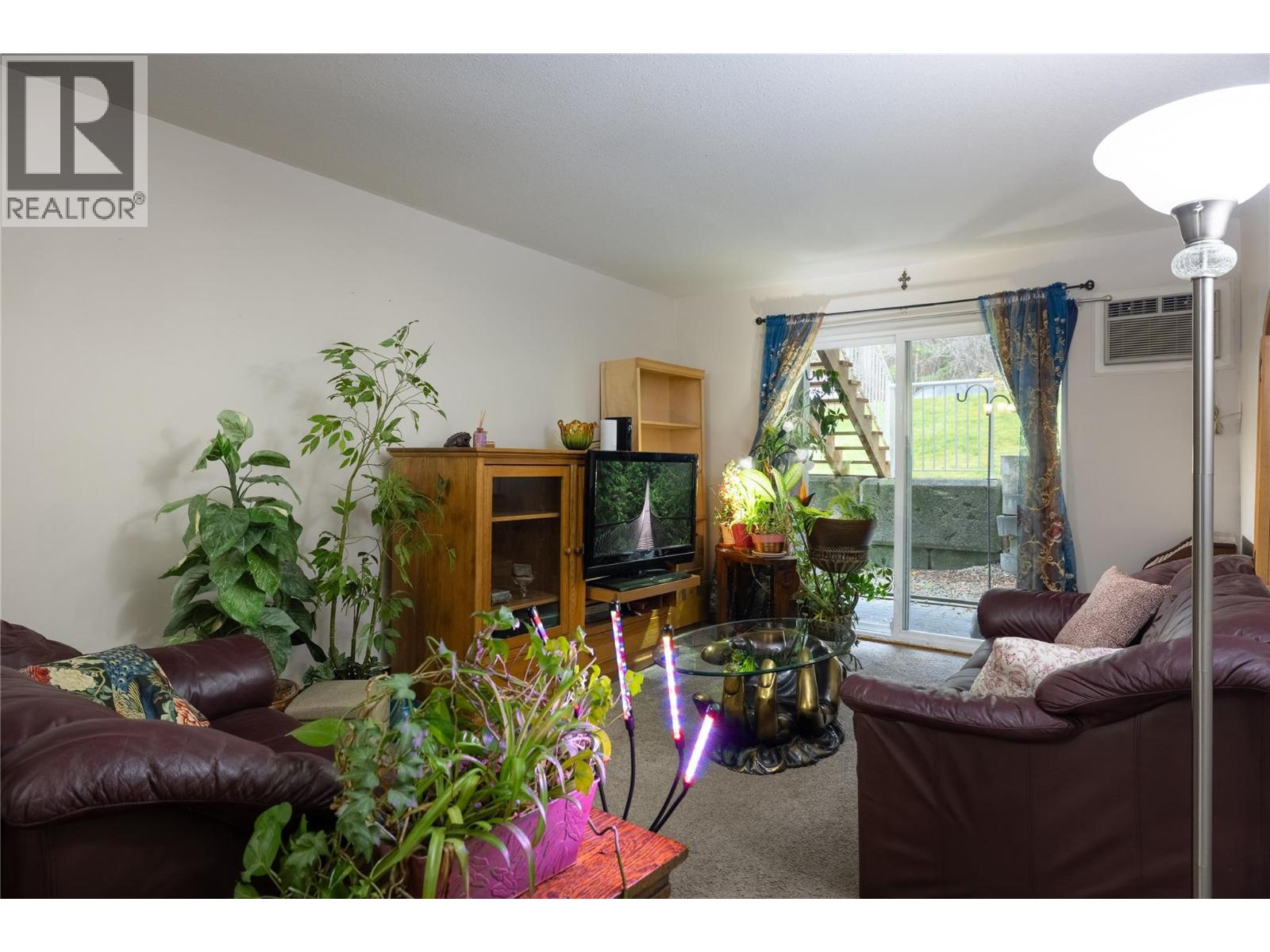 #103 831 2ND Street SE - 12