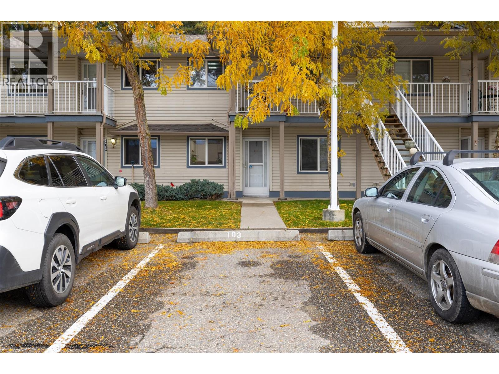 103 831 2ND Street Southeast, Salmon Arm