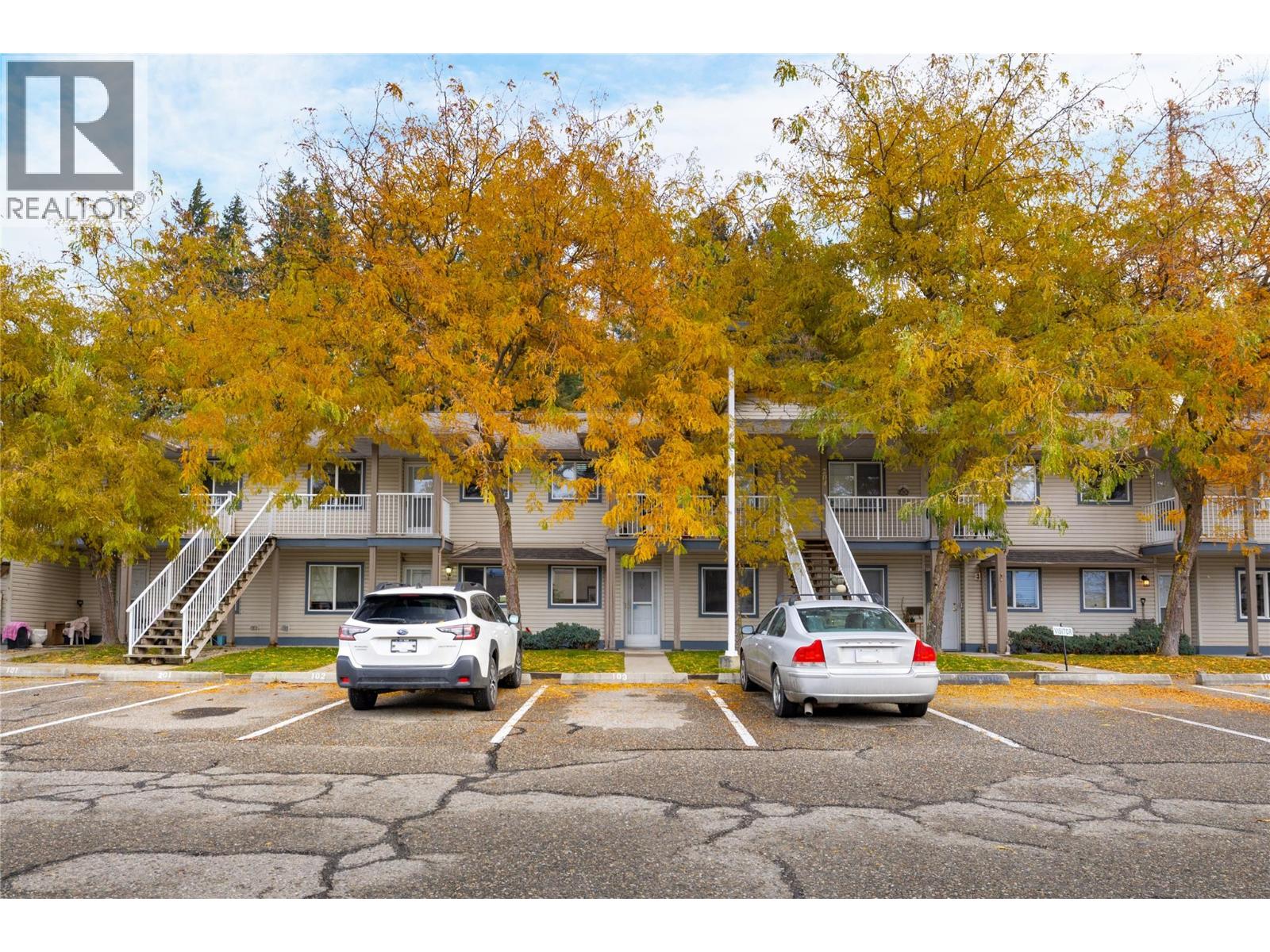 #103 831 2ND Street SE - 4