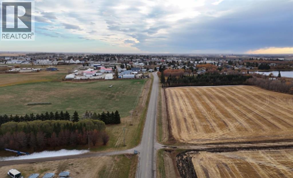 5901 50 Avenue - Photo 5 of 46, Rural Red Deer County, Alberta