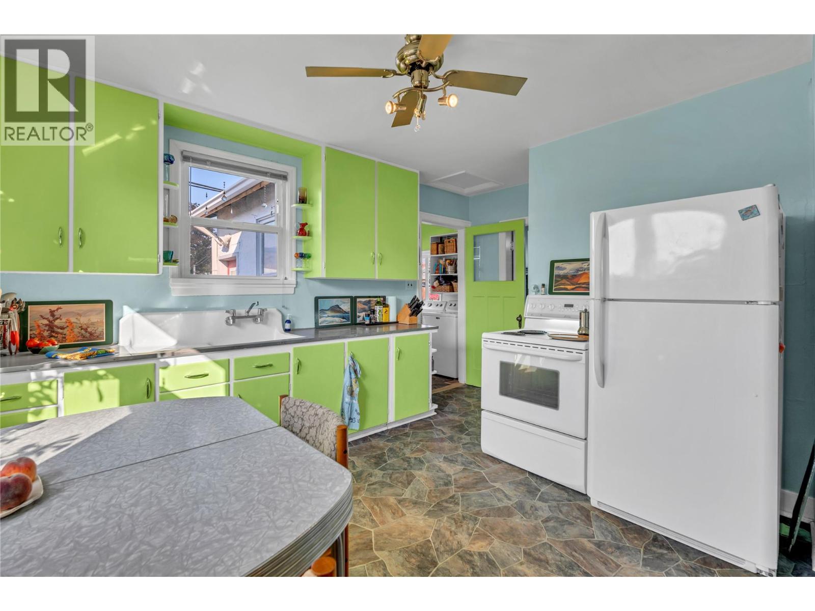 1337 Government Street, Penticton