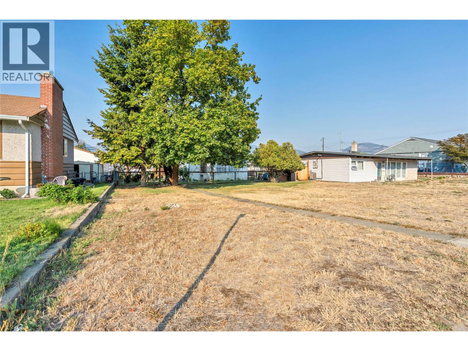 1337 Government Street, Penticton