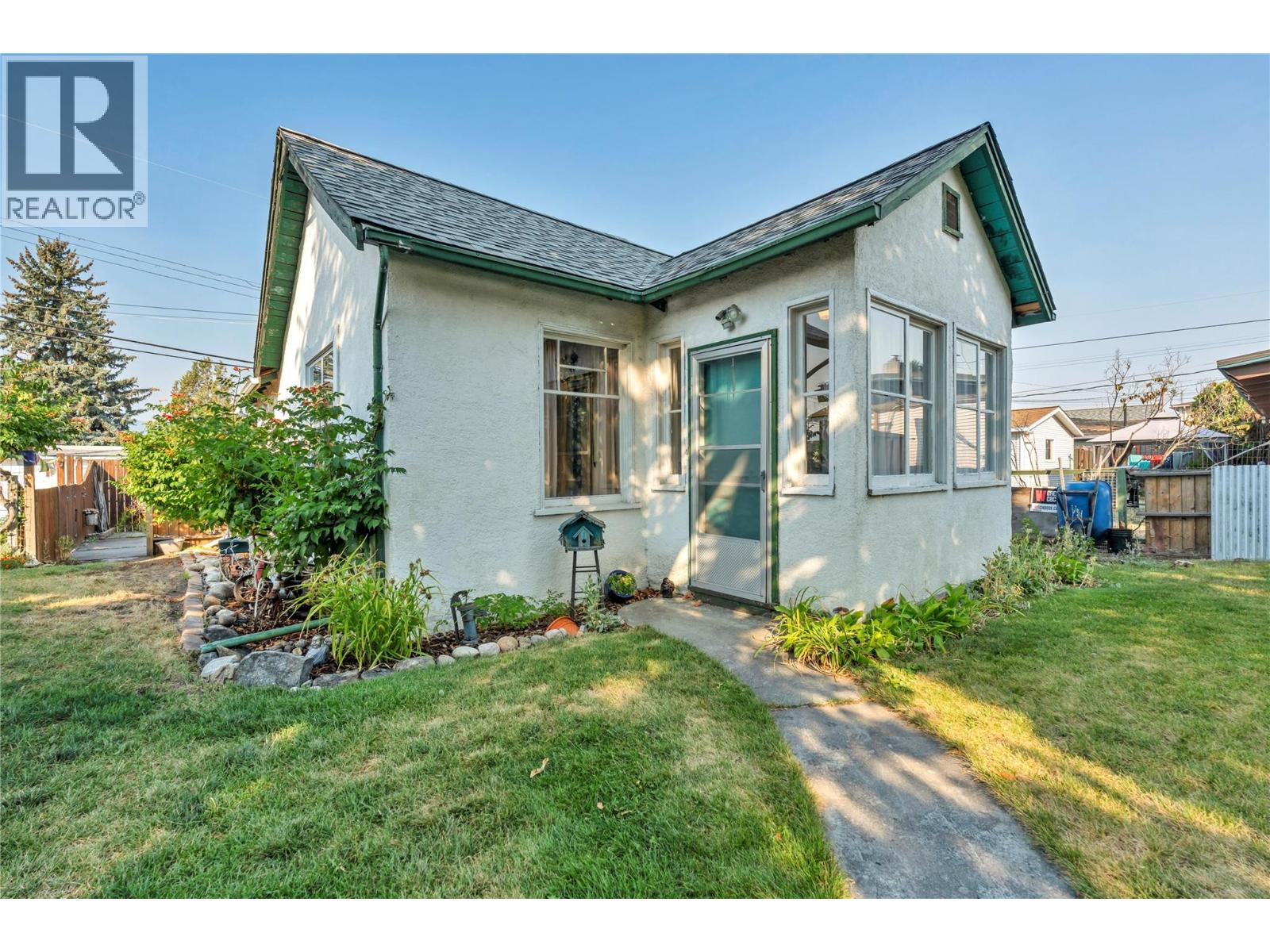 1337 Government Street, Penticton