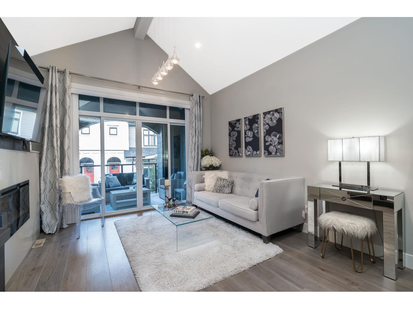 145 2853 HELC PLACE, Surrey