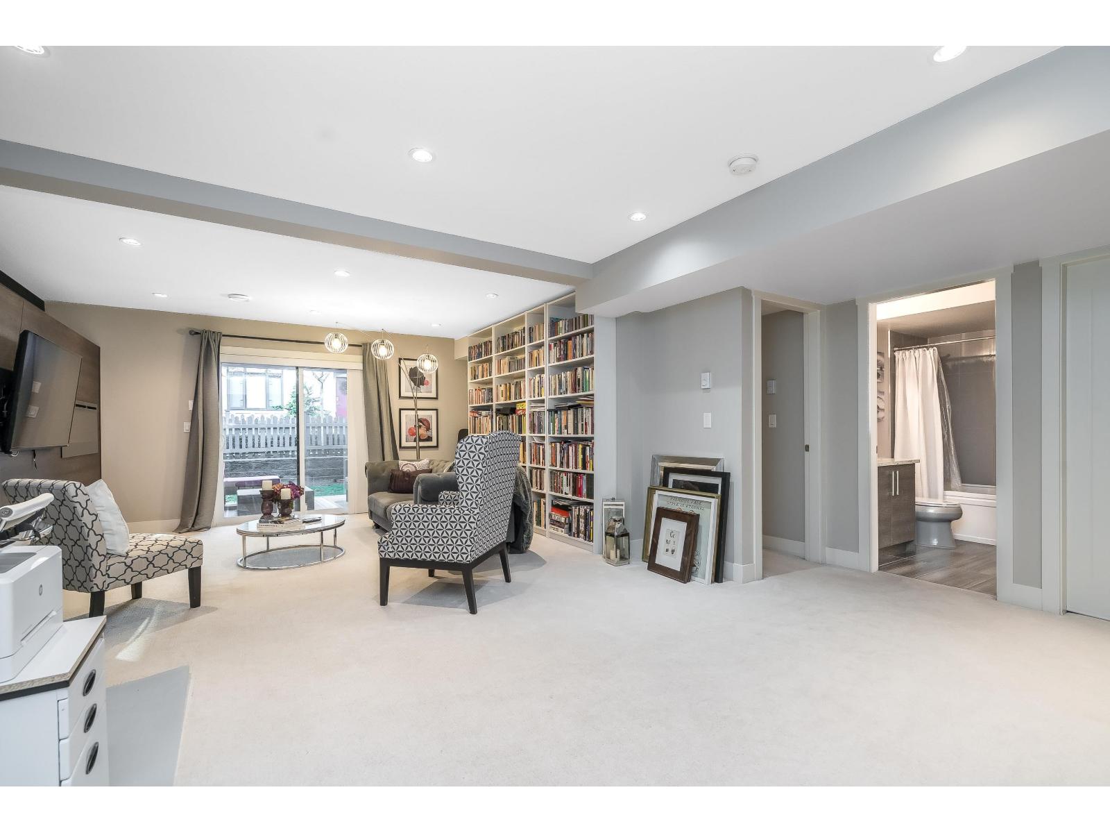 145 2853 HELC PLACE, Surrey