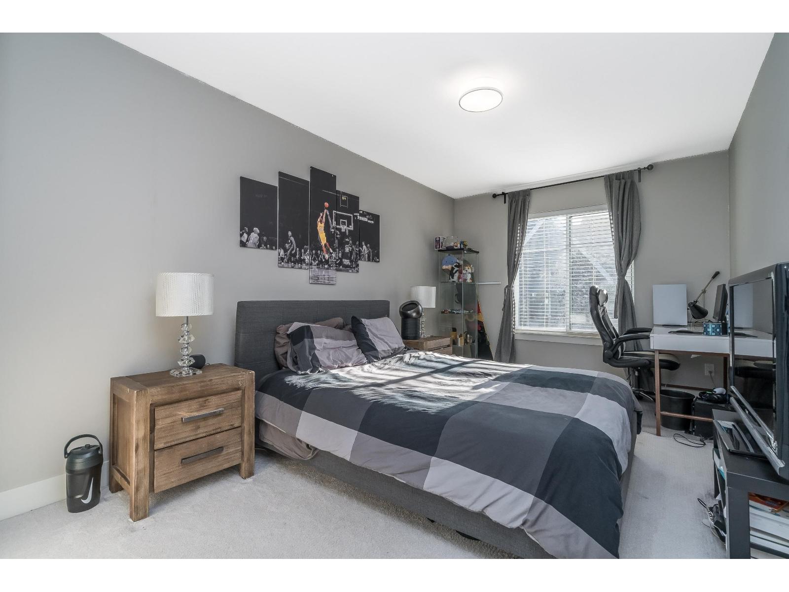 145 2853 HELC PLACE, Surrey