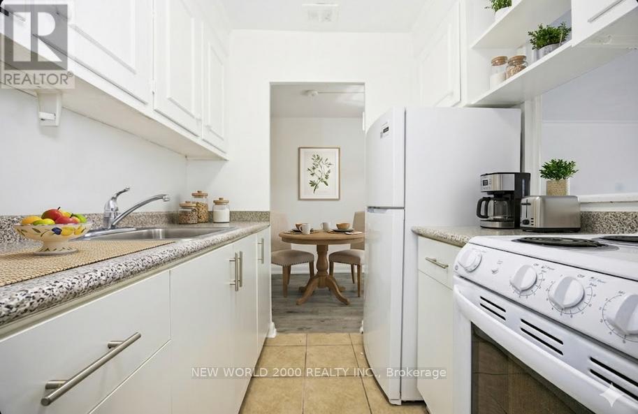 114 - 49 GLEN ELM AVENUE - Photo 3 of 5, Toronto (Rosedale-Moore Park), Ontario