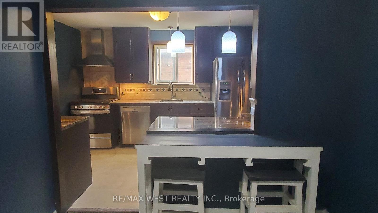 135 Ellins Avenue Main