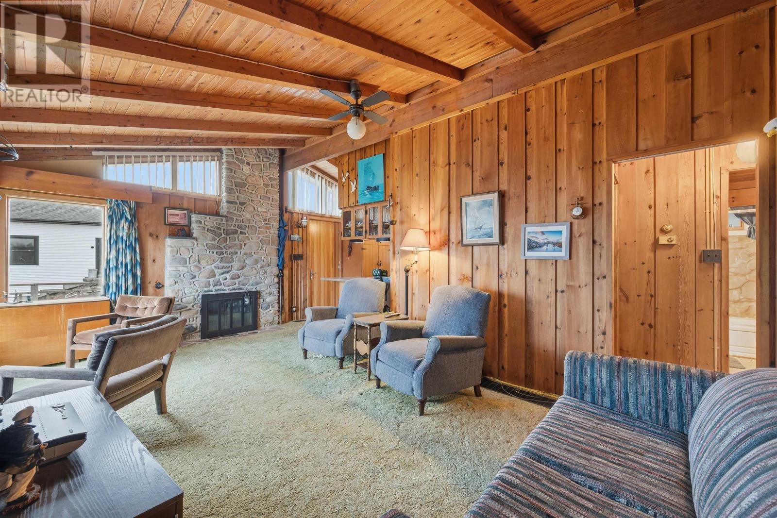 8278 ST MARGARETS BAY ROAD - 5
