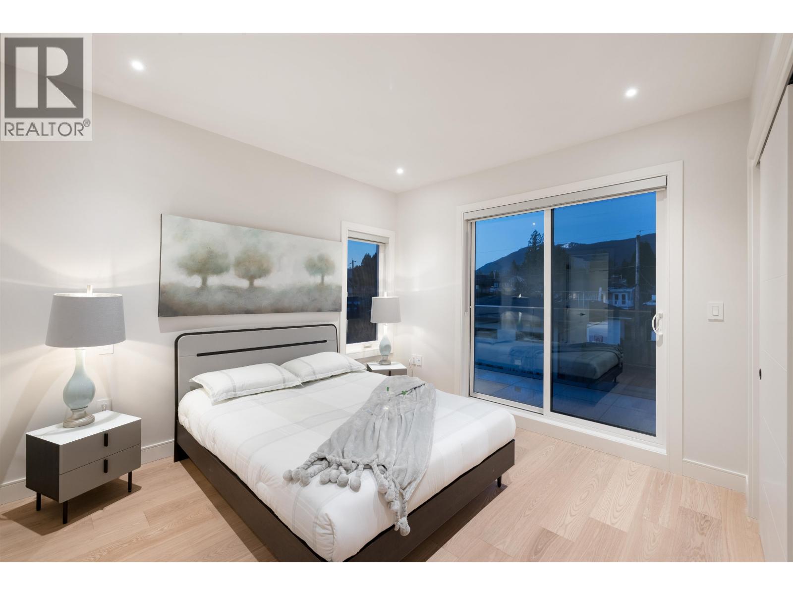 838 E 14TH STREET, North Vancouver