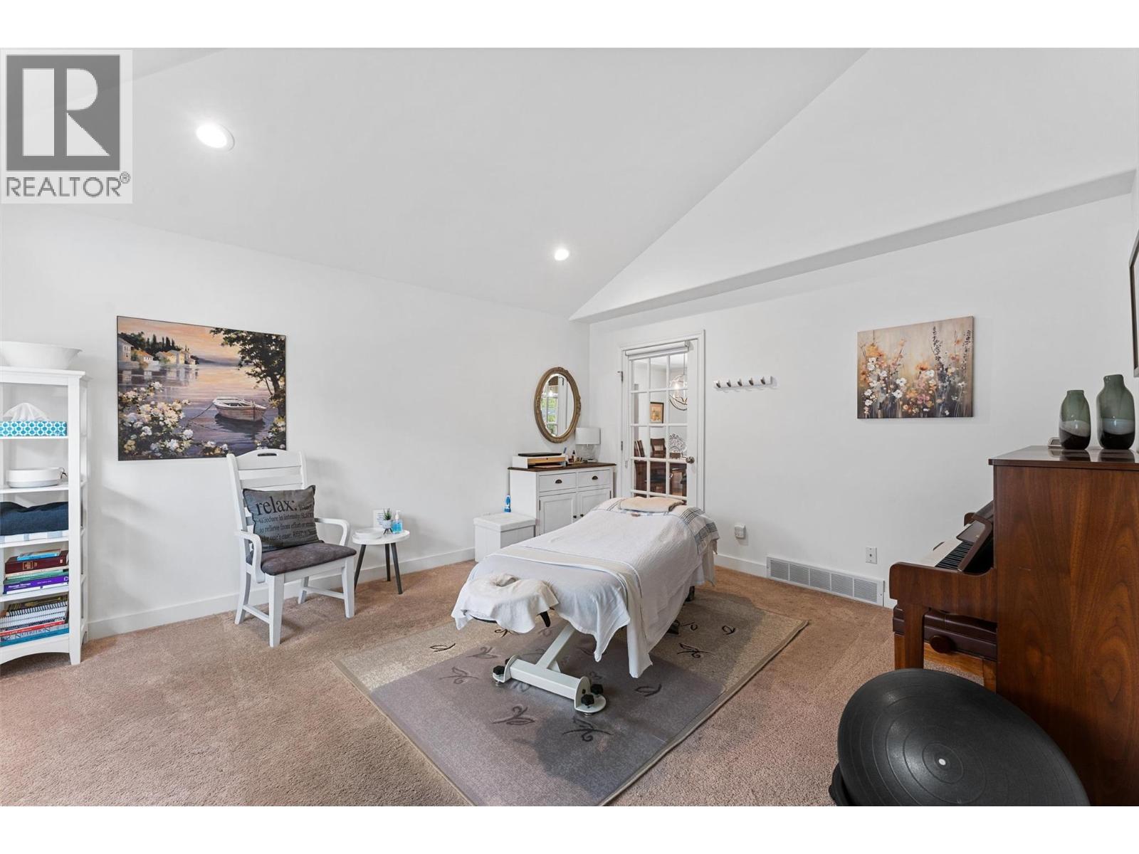  774 Varney Court, Kelowna