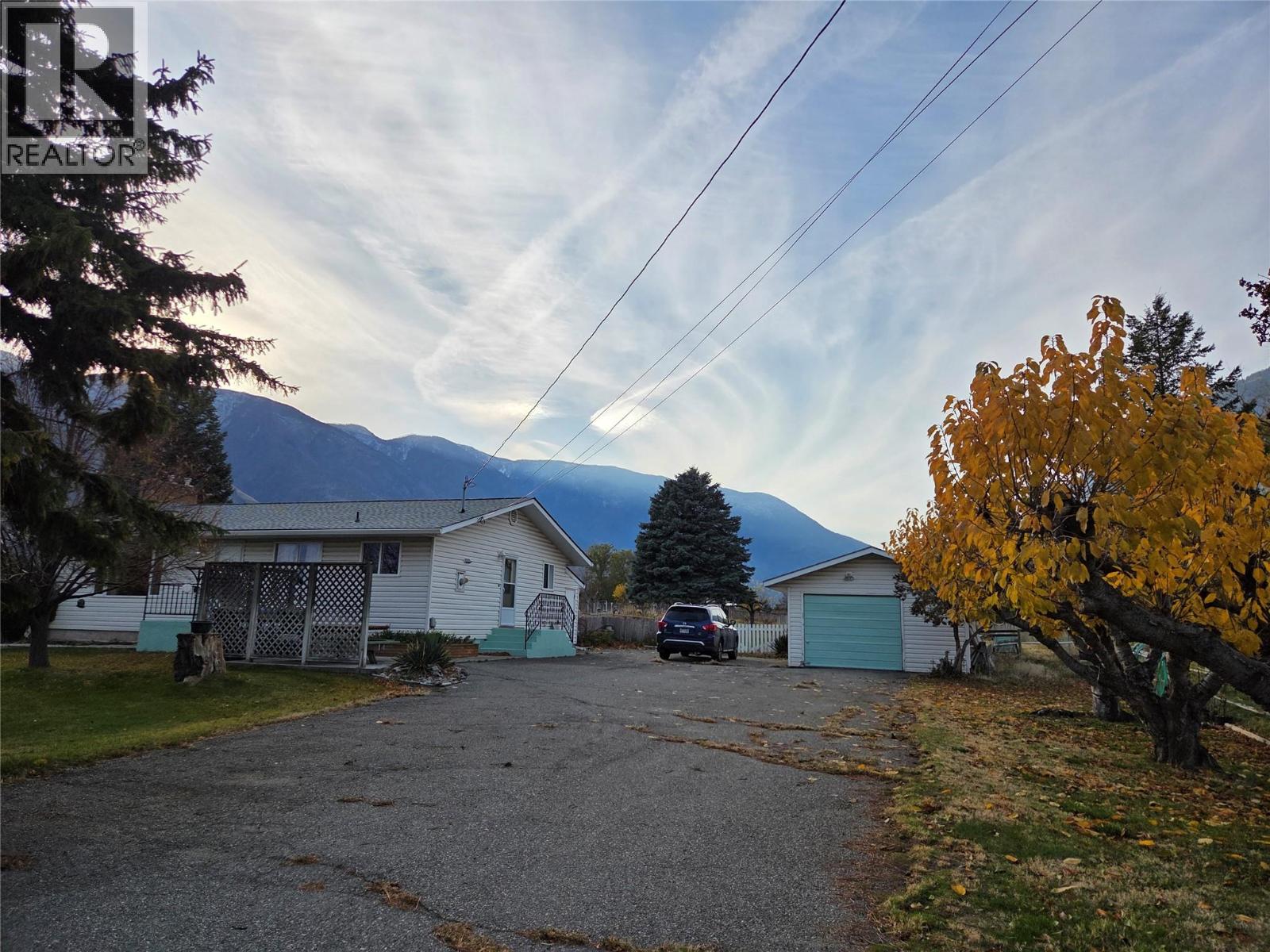 634 Morrison Drive, Keremeos
