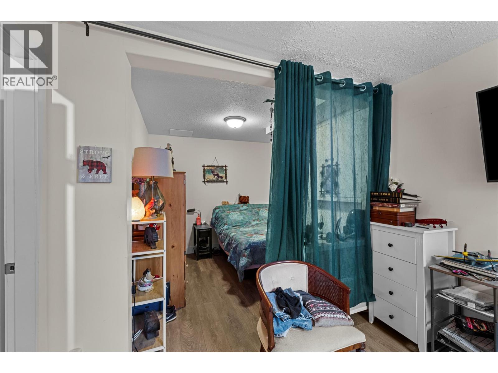 1732 GRANITE Avenue, Merritt