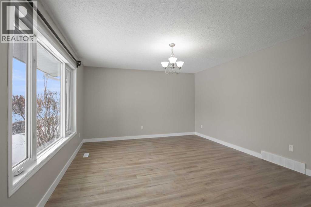 4108 53 Avenue, Innisfail