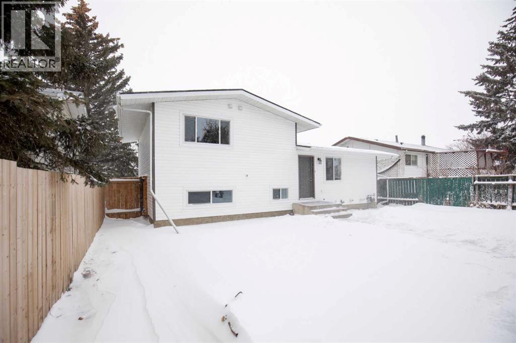 4108 53 Avenue, Innisfail