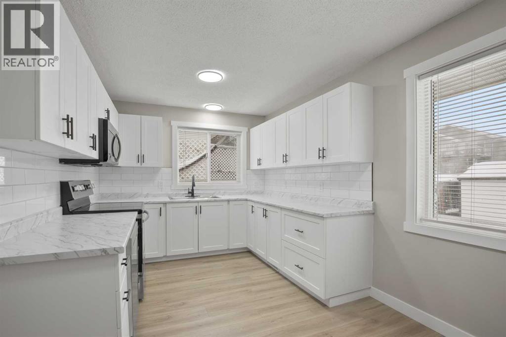 4108 53 Avenue, Innisfail