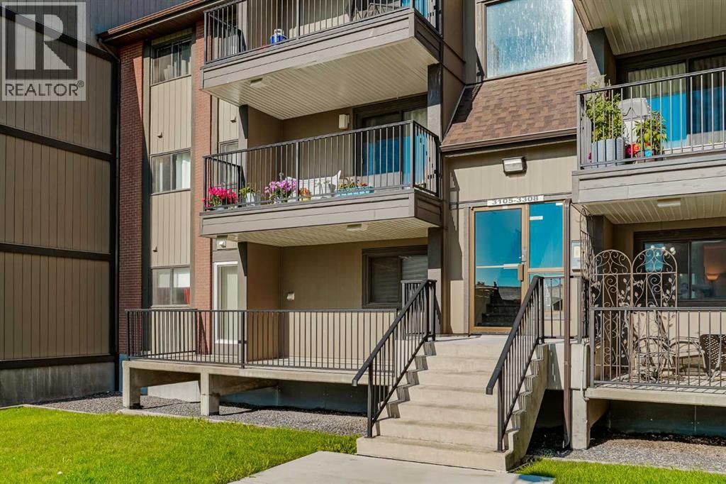 Single Family House for Sale in    Street SW Canyon Meadows Calgary 