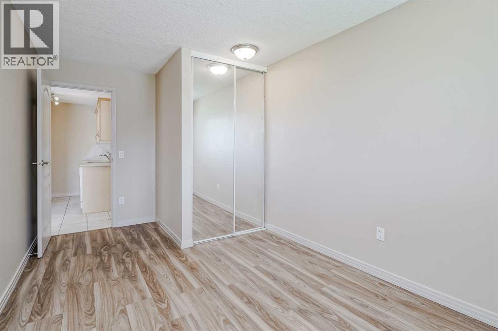 Single Family House for Sale in    Street SW Canyon Meadows Calgary 