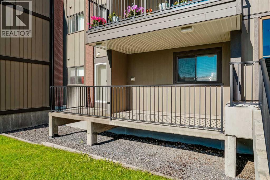 Single Family House for Sale in    Street SW Canyon Meadows Calgary 