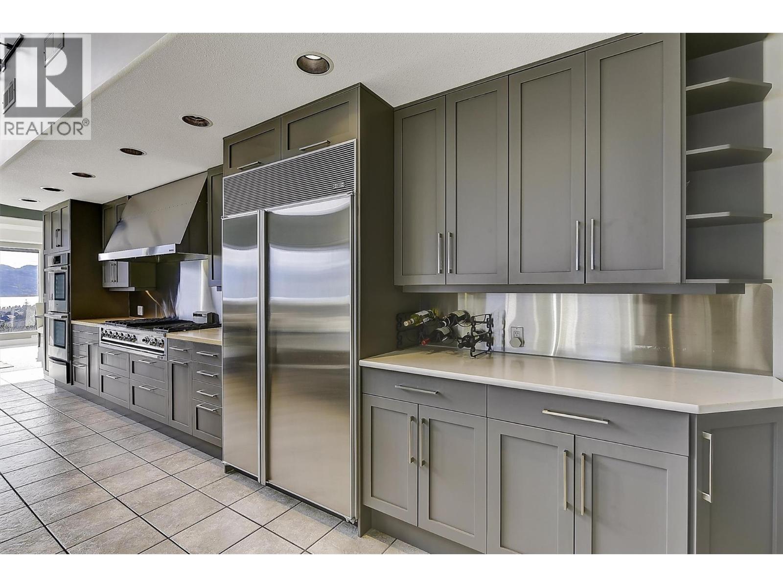  1494 Chardonnay Place, West Kelowna