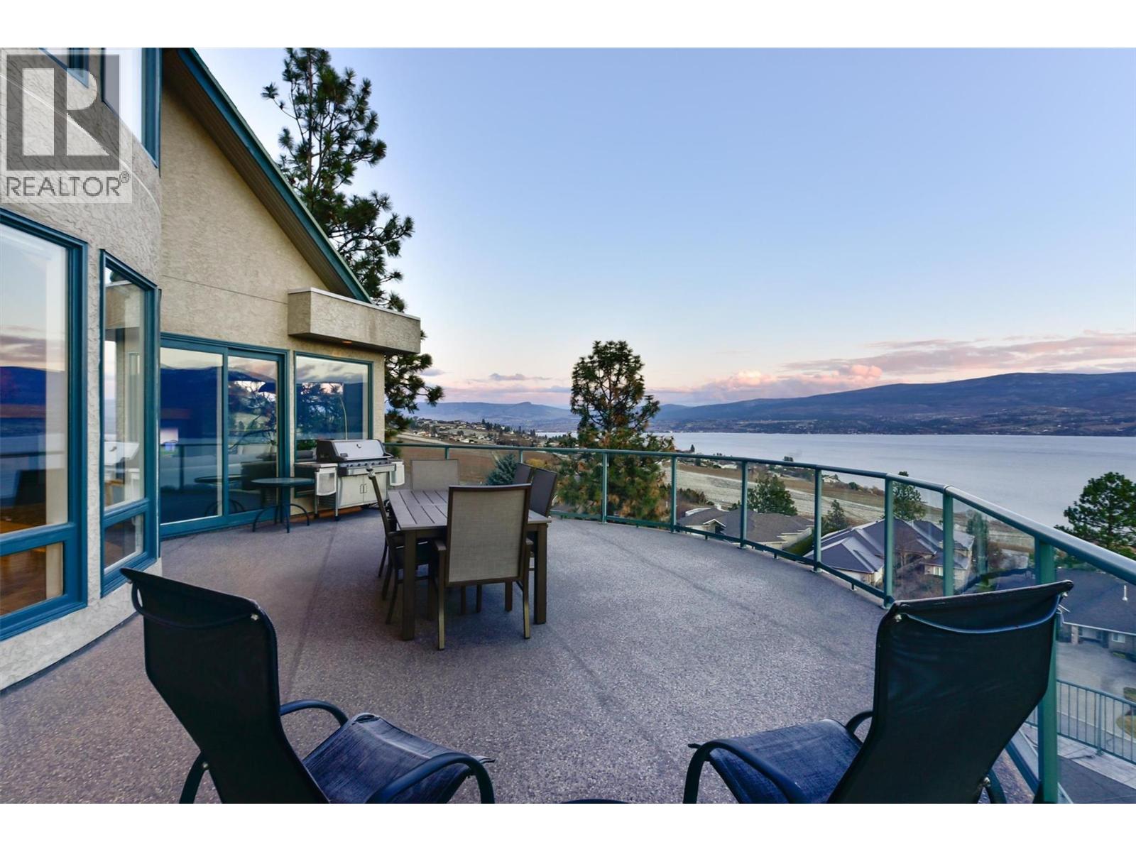  1494 Chardonnay Place, West Kelowna