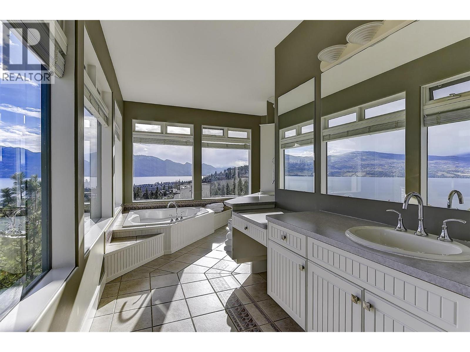  1494 Chardonnay Place, West Kelowna