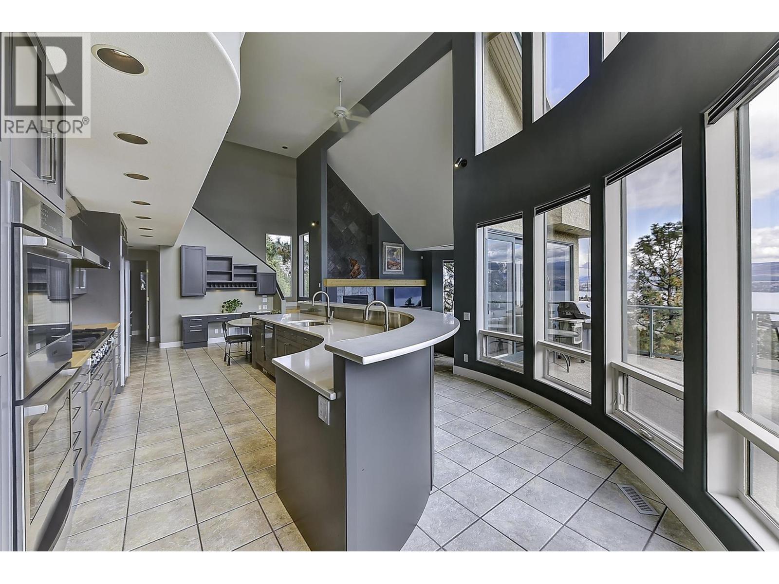  1494 Chardonnay Place, West Kelowna