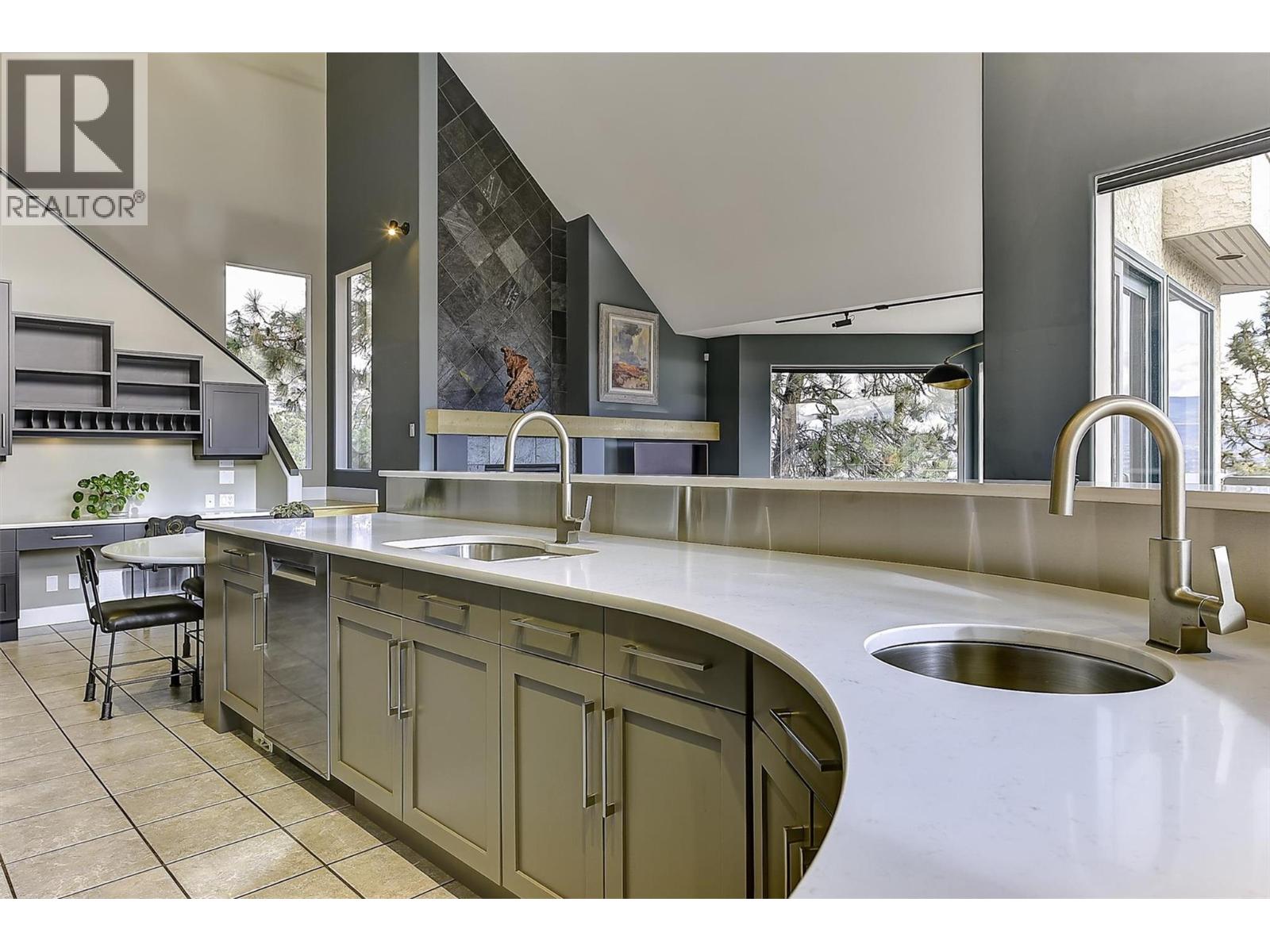  1494 Chardonnay Place, West Kelowna