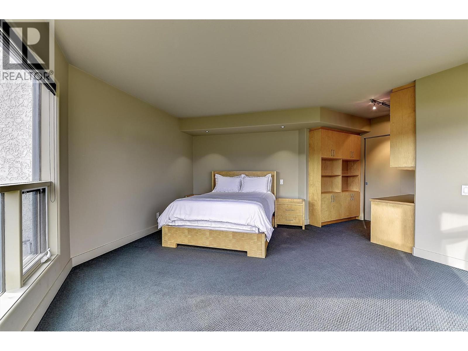  1494 Chardonnay Place, West Kelowna