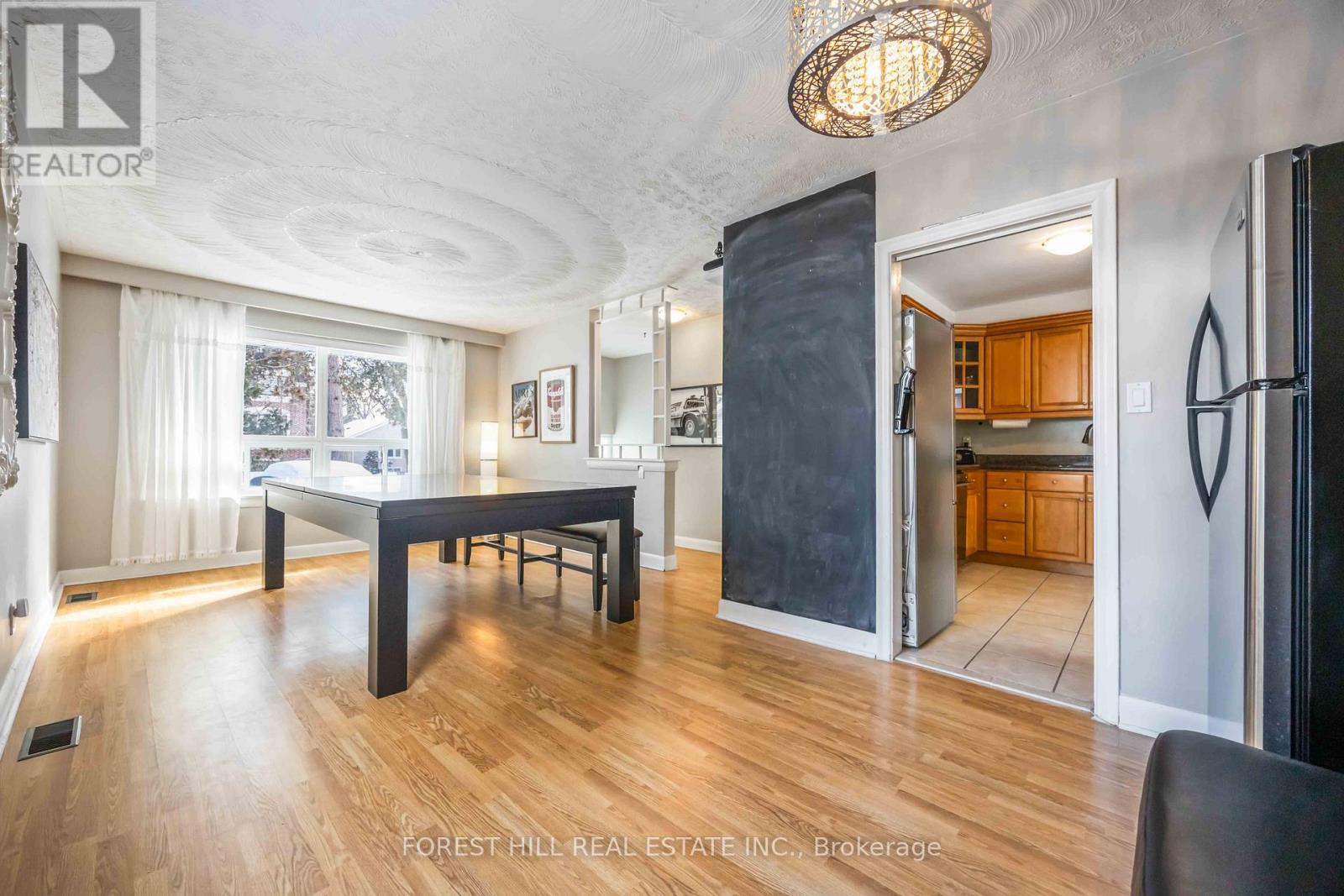 44 ADDISON CRESCENT - Photo 4 of 19, Toronto (Banbury-Don Mills), Ontario