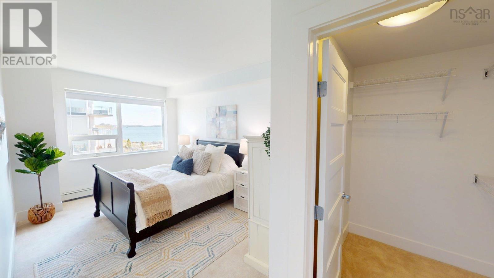 Property 23 of 49 of 504 15 Kings Wharf Place