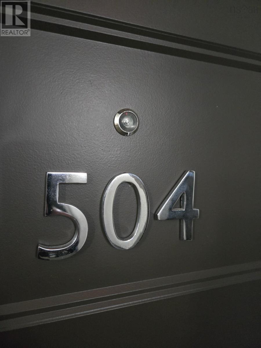 Property 6 of 49 of 504 15 Kings Wharf Place