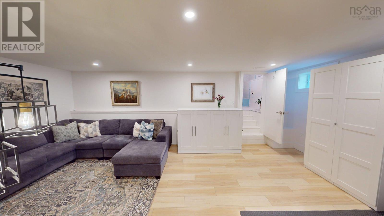 Property 42 of 49 of 6368 Edinburgh Street