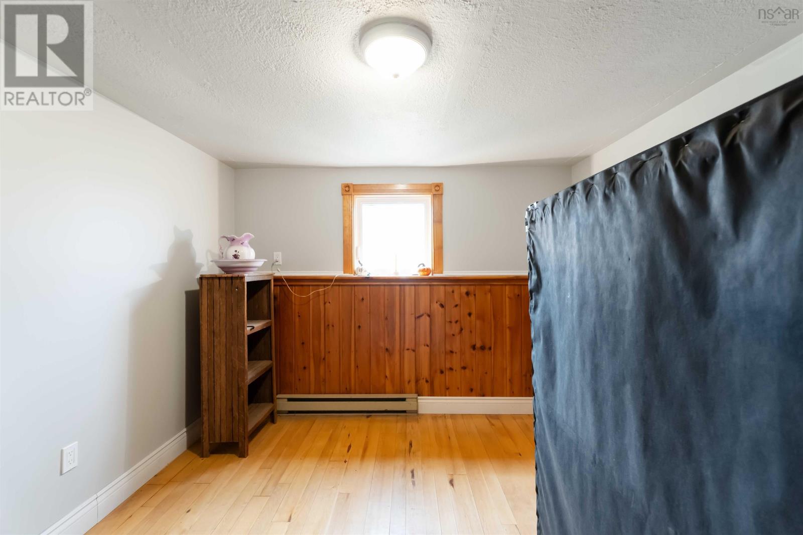 Property 25 of 39 of 311 Morden Road