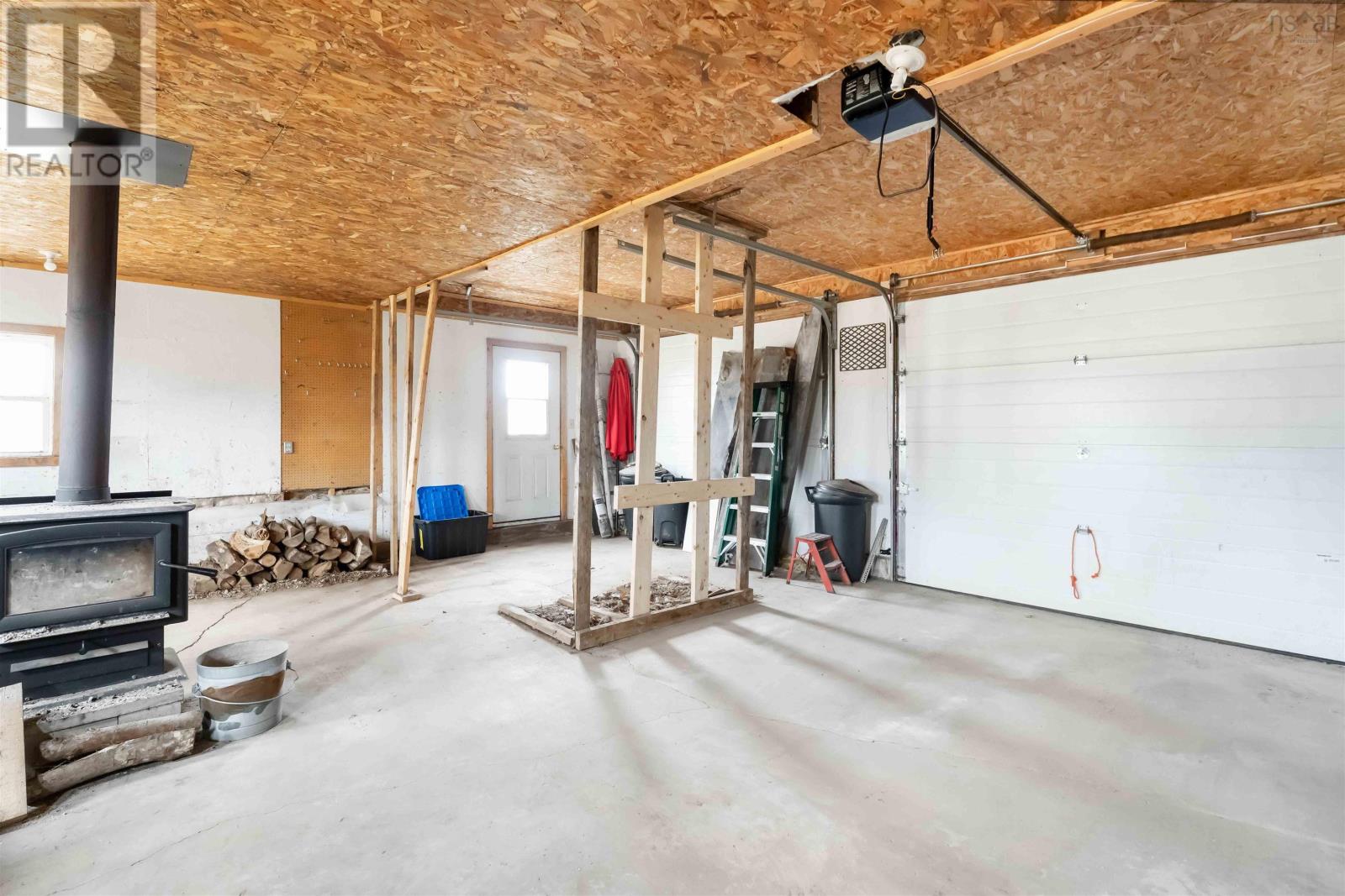 Property 26 of 39 of 311 Morden Road