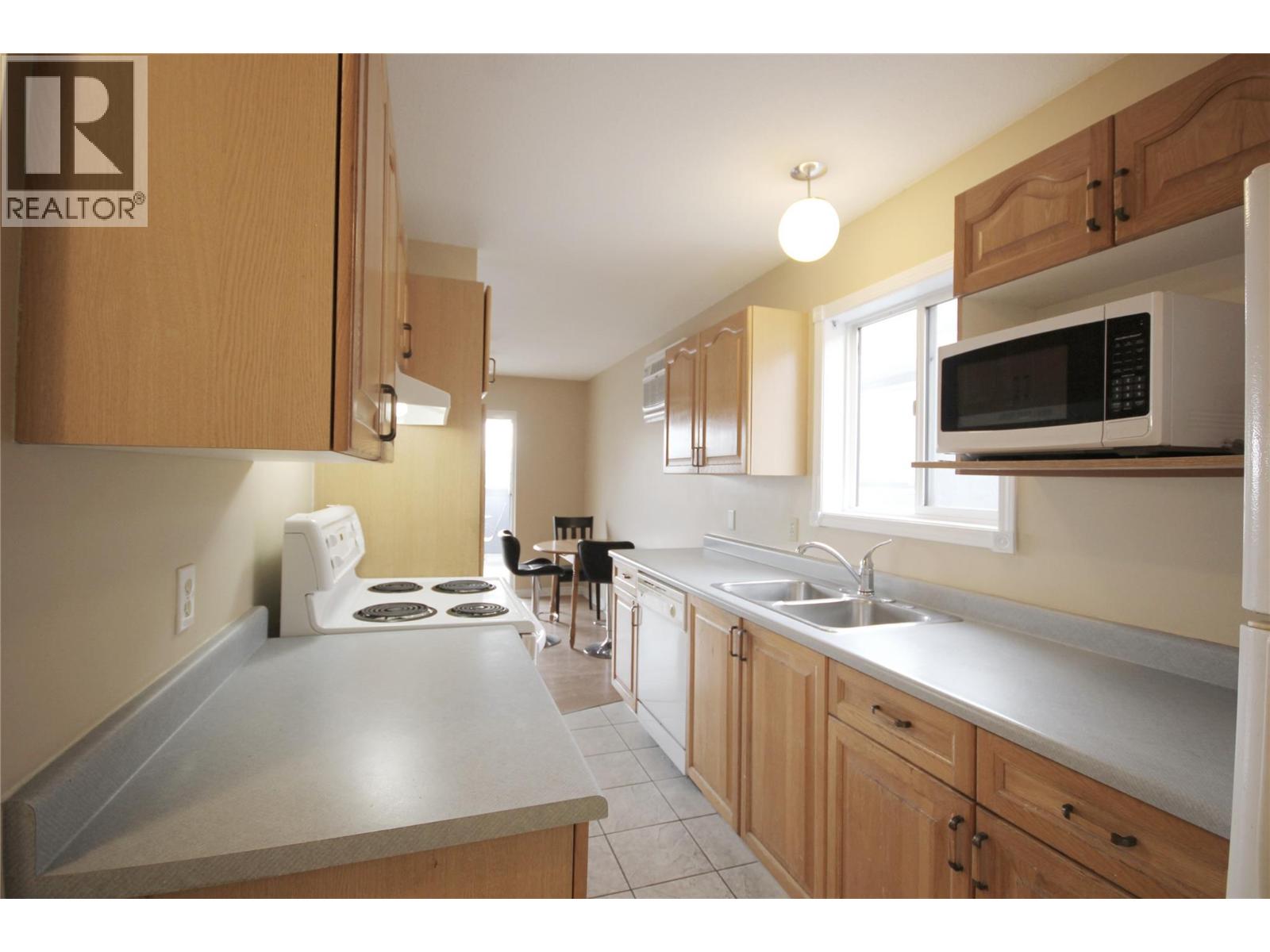 331 SUDBURY AVENUE - 4