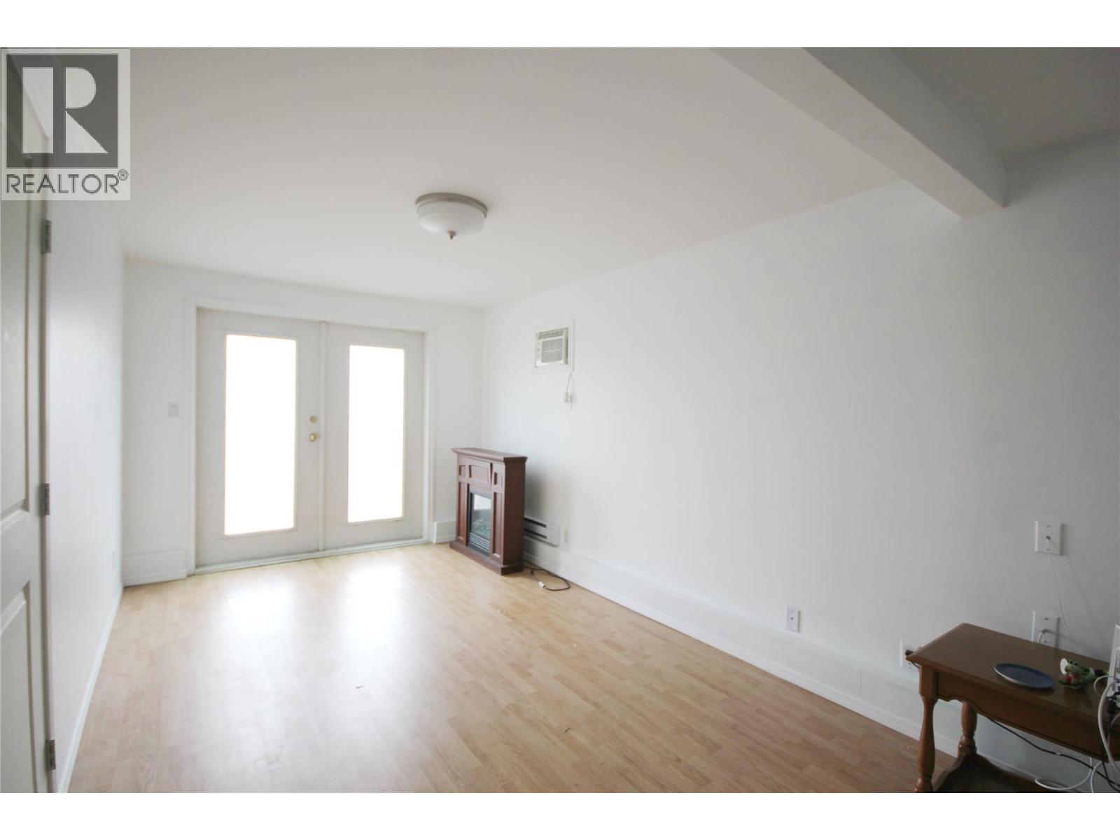 331 SUDBURY AVENUE - 16