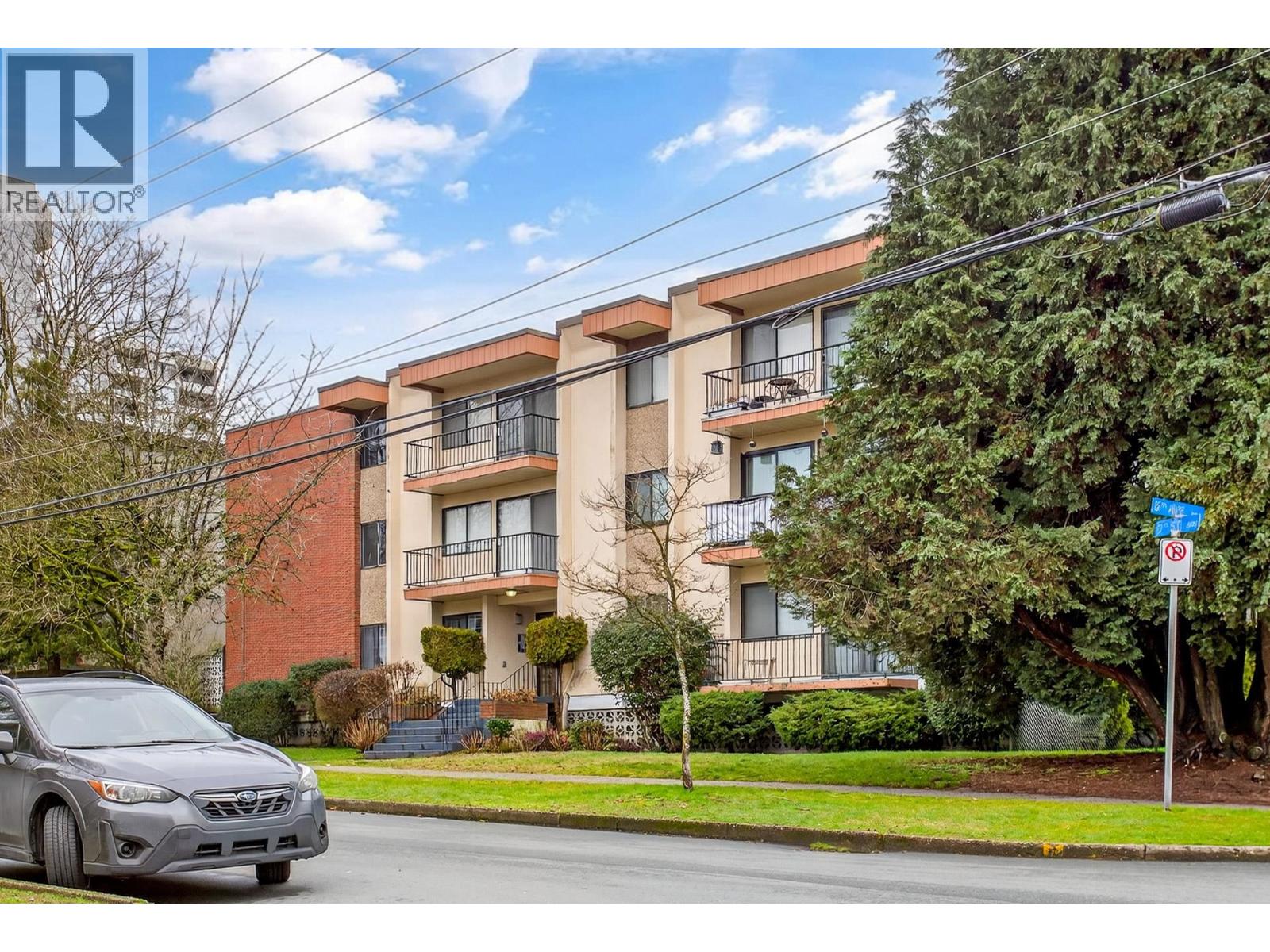 208 505 NINTH Street - photo 2