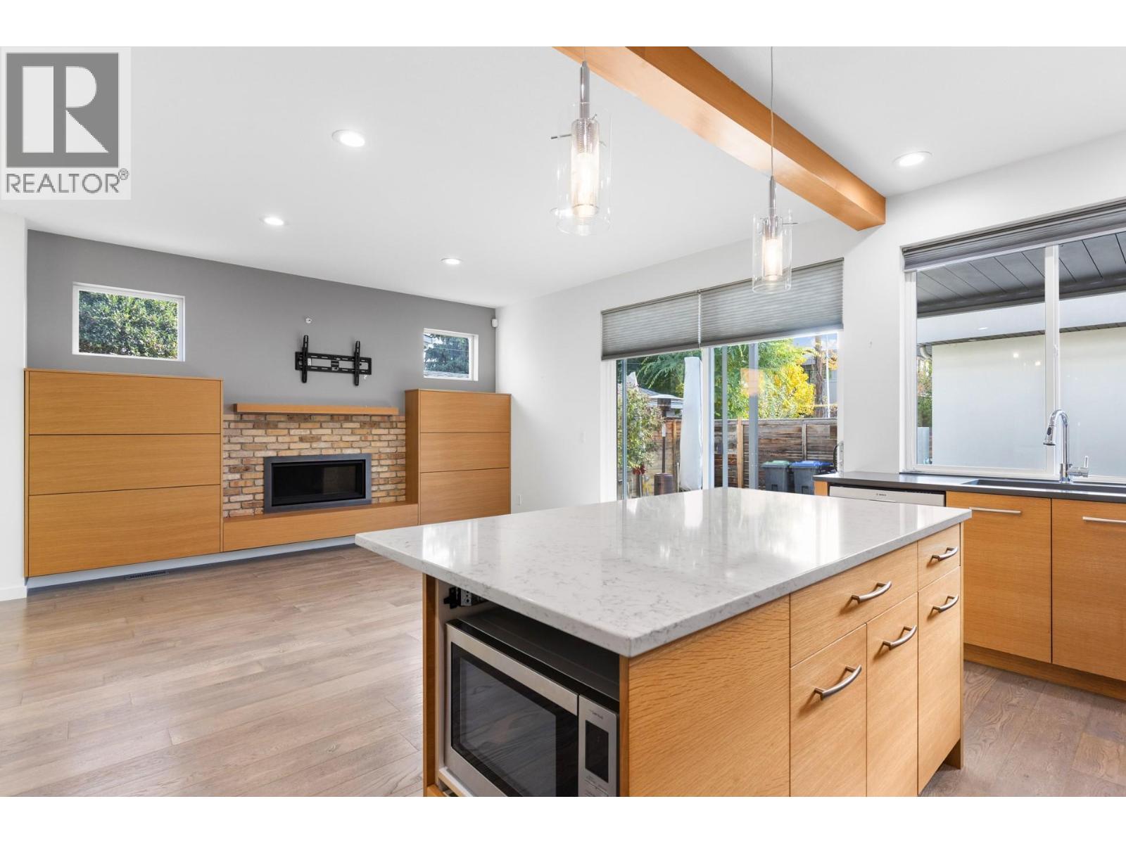  443 Christleton Avenue, Kelowna