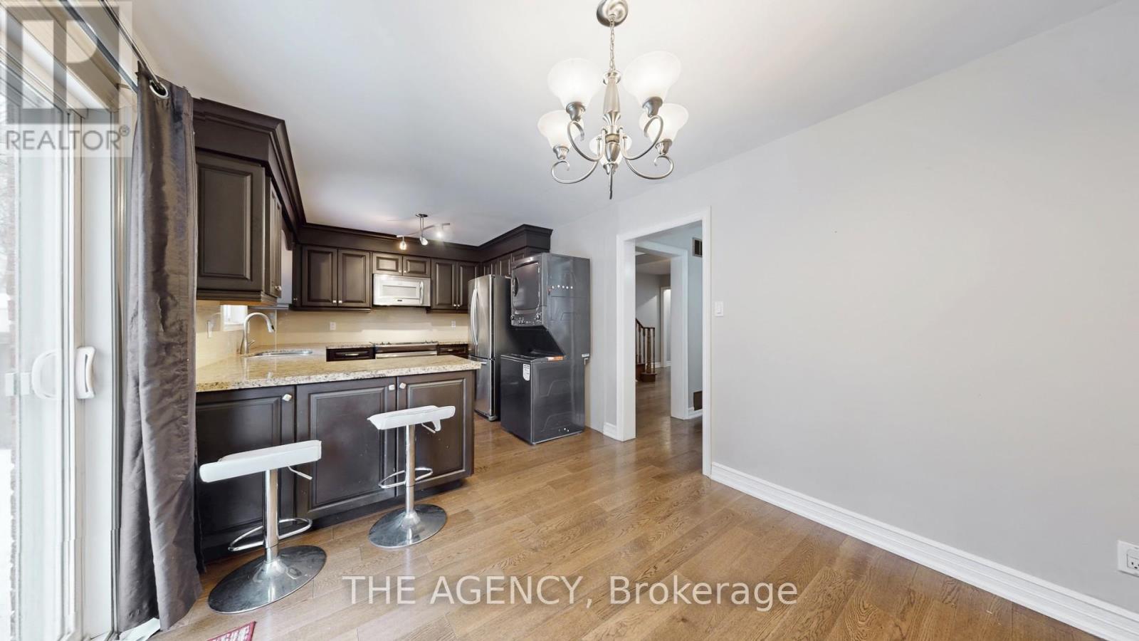 167 Stephenson photo 4