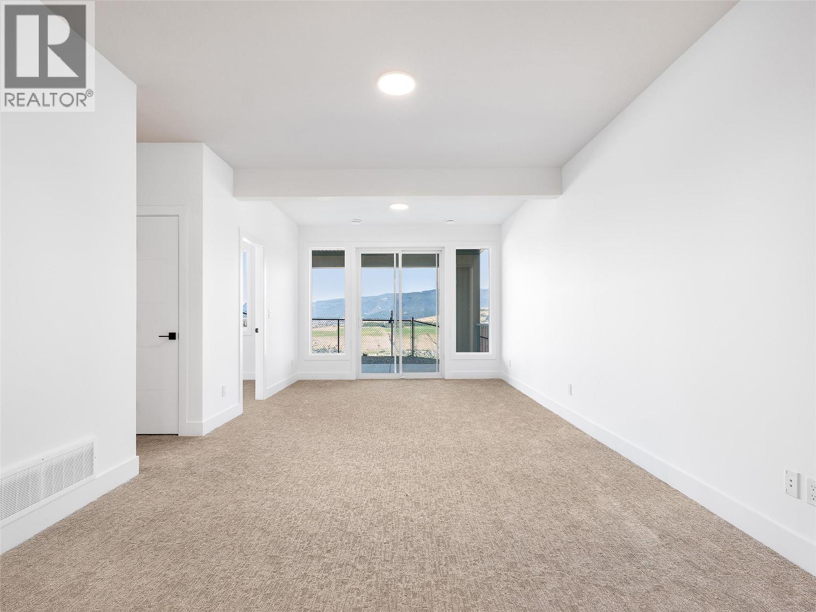 7735 OKANAGAN HILLS Boulevard Unit# 66, Vernon