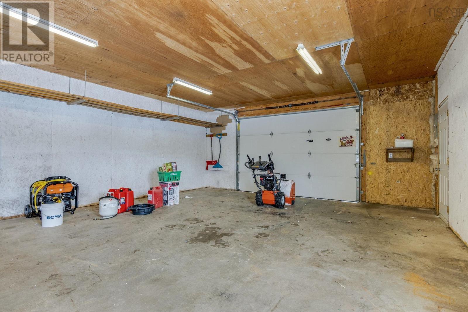 Property 43 of 49 of 88 Ridge wood Court