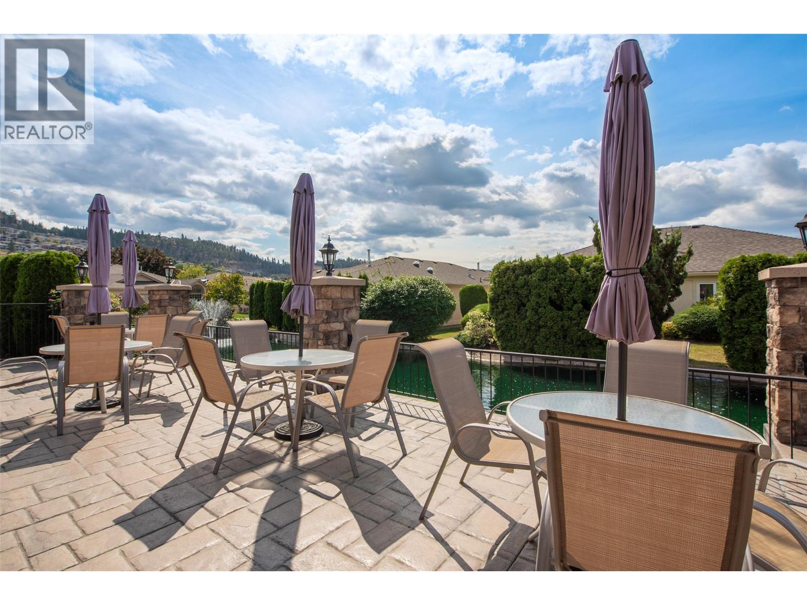 203 595 Yates Road, Kelowna