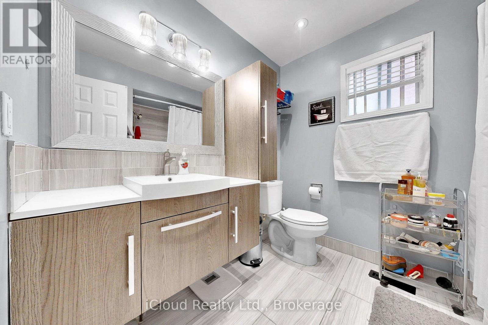 55 WILCE DRIVE - 33